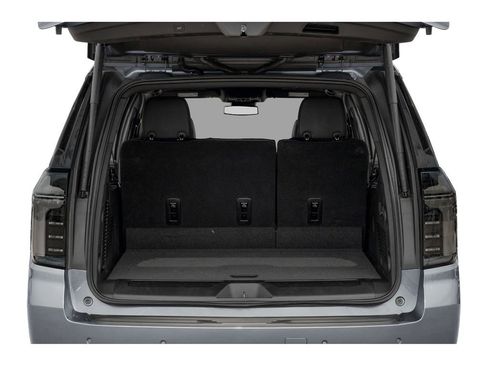 New 2026 Chevrolet Suburban LT AWD/4WD image 10