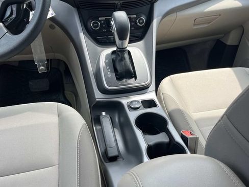 Used 2014 Ford Escape SE w/ Equipment Group 201A FWD image 16