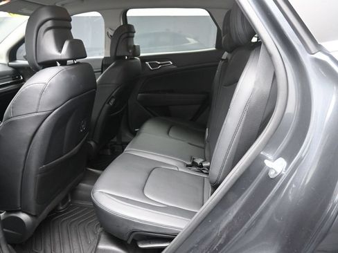 Used 2024 Kia Sportage EX FWD image 20