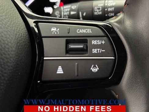 Used 2024 Honda HR-V Sport image 40