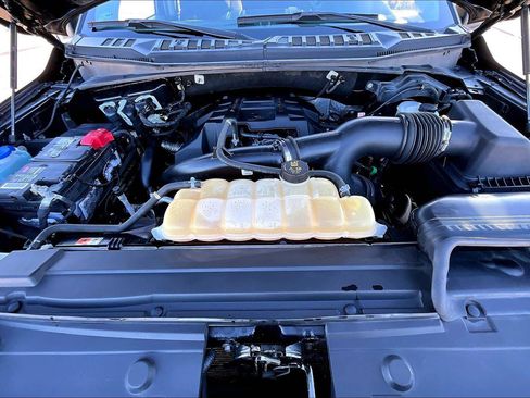 Used 2018 Ford F150 XL w/ Equipment Group 101A Mid image 10