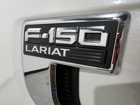 Used 2022 Ford F150 Lariat image 32