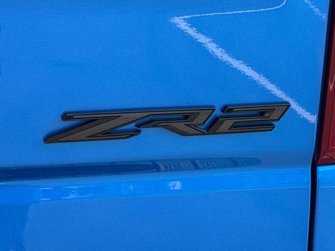 Used 2025 Chevrolet Silverado 1500 ZR2 w/ Technology Package AWD/4WD image 13