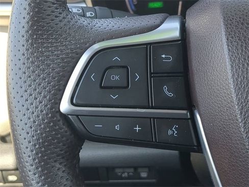 Certified 2023 Toyota Sienna Platinum image 26