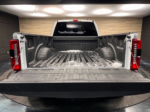 Used 2024 Ford F350 Lariat w/ Lariat Ultimate Package image 23