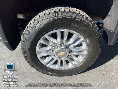 Certified 2022 Chevrolet Silverado 2500 High Country w/ Z71 Off-Road Package image 38