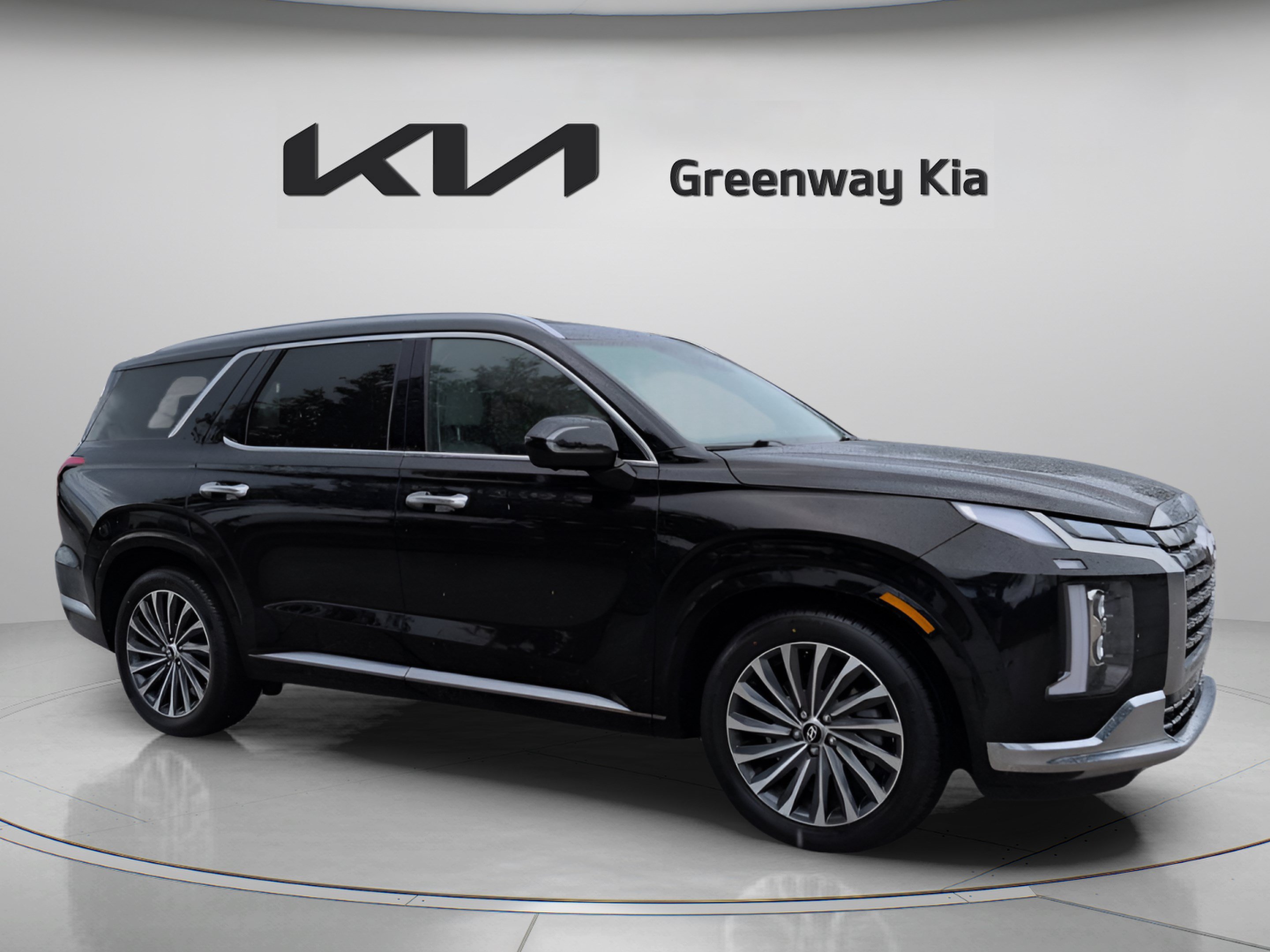 Used 2024 Hyundai Palisade Calligraphy FWD image 3