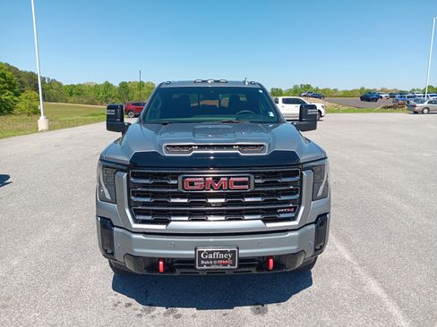 New 2026 GMC Sierra 2500 AT4 image 7