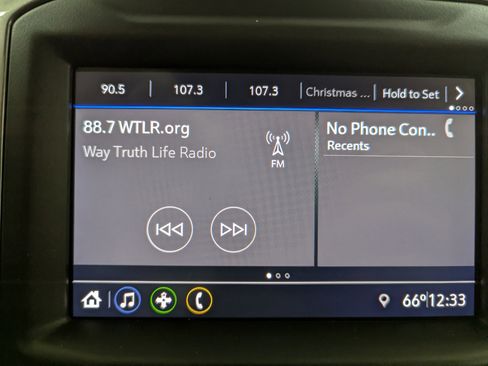 Used 2020 Chevrolet Silverado 1500 Custom w/ Custom Value Package image 21