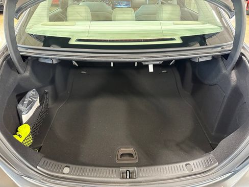 Used 2017 Mercedes-Benz E 300 image 44