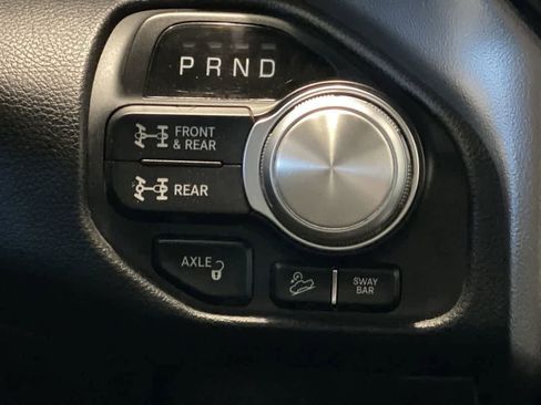 Used 2014 RAM 1500 Laramie image 21