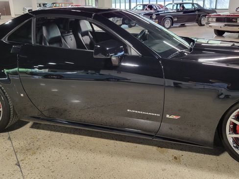 Used 2008 Cadillac XLR V RWD image 24