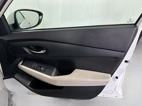 Certified 2024 Honda Accord LX image 23