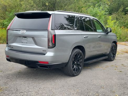 Used 2023 Cadillac Escalade Sport w/ LPO, ONYX Package AWD/4WD image 5