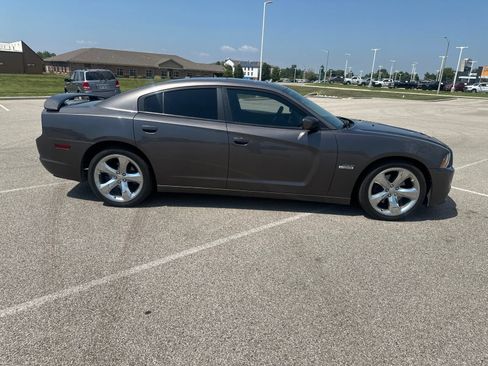 Used 2014 Dodge Charger R/T RWD image 5