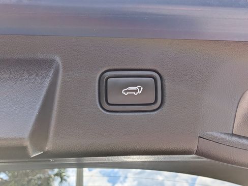 Used 2022 Hyundai Tucson Limited w/ Cargo Package FWD image 14