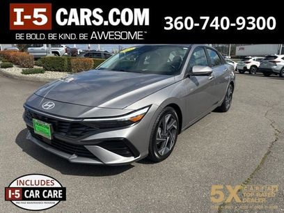 Used 2024 Hyundai Elantra Limited