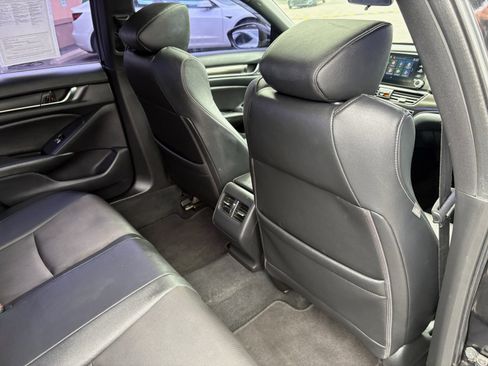 Used 2019 Honda Accord Sport image 21