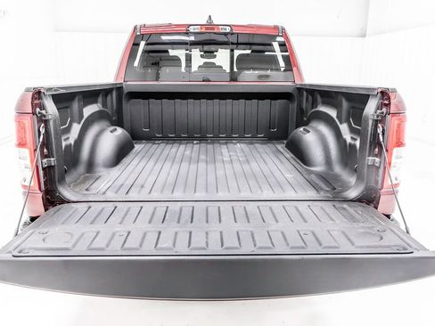 Used 2021 RAM 1500 Big Horn AWD/4WD image 39