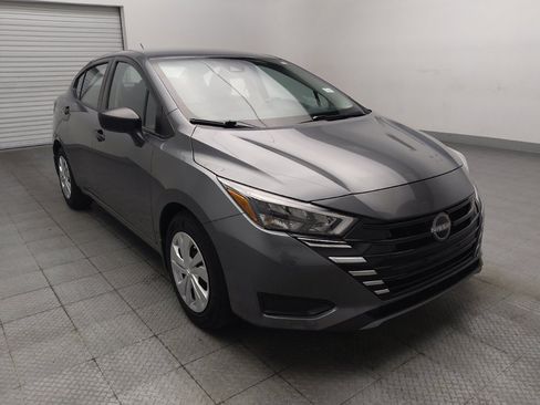 Used 2025 Nissan Versa S w/ Trunk Package FWD image 13