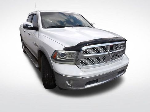 Used 2015 RAM 1500 Laramie RWD image 2