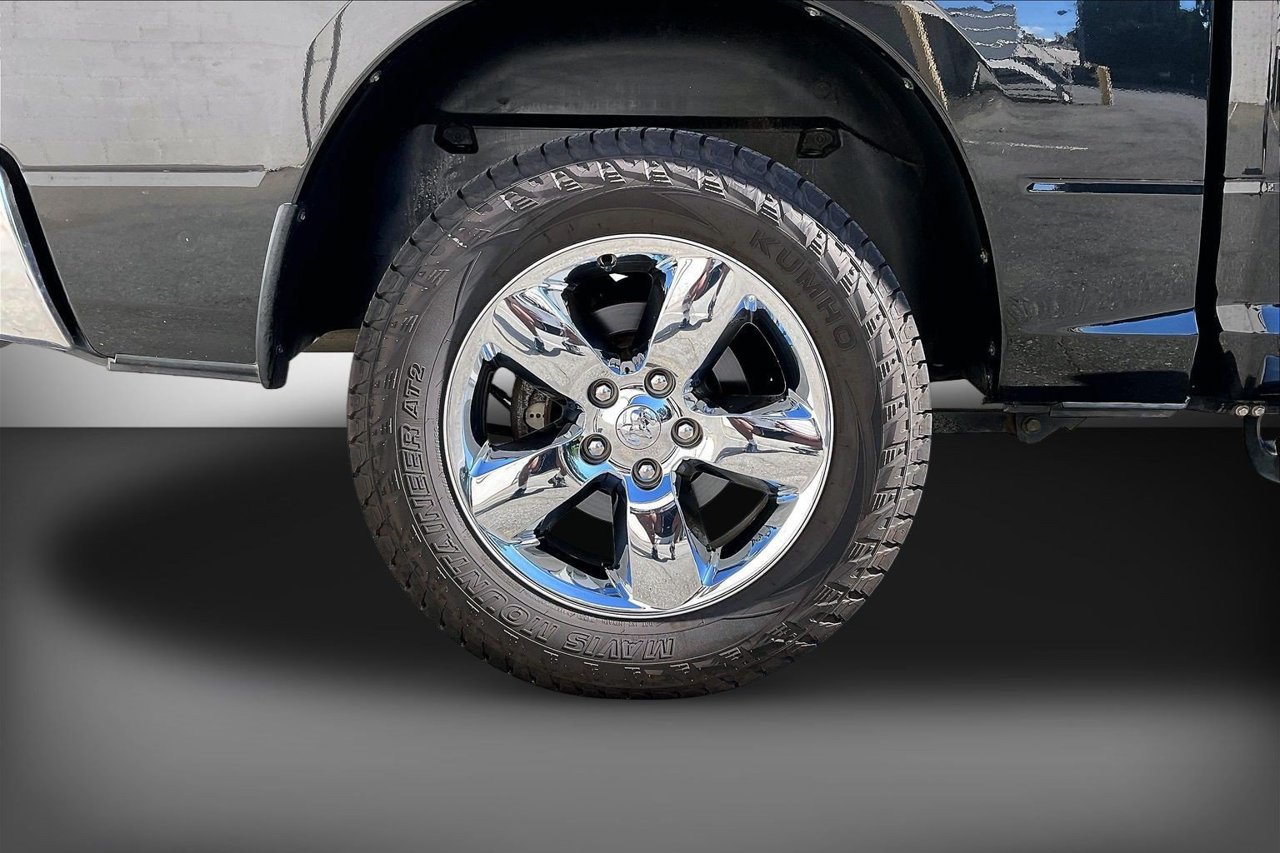 Certified 2017 RAM 1500 Big Horn AWD/4WD image 35