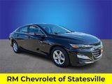 Used 2023 Chevrolet Malibu LT image 2