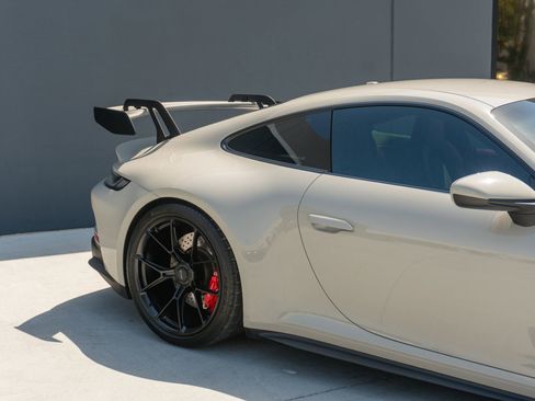 Used 2022 Porsche 911 GT3 RWD image 28