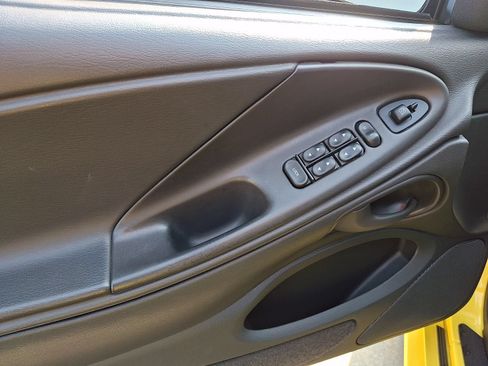 Used 2002 Ford Mustang GT RWD image 14