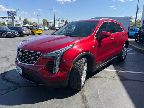 Used 2019 Cadillac XT4 Luxury FWD image 4