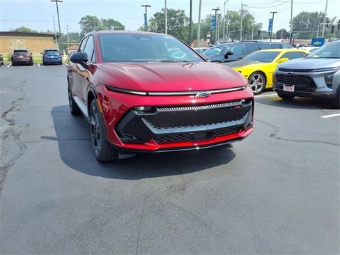 New 2025 Chevrolet Equinox EV RS image 4