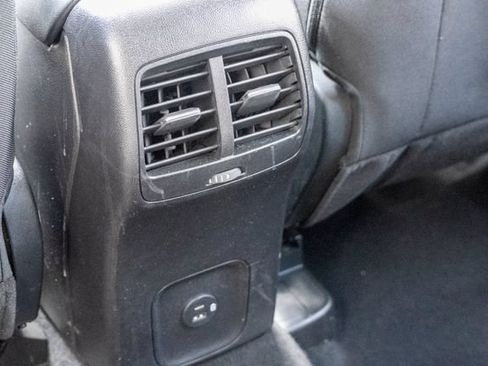 Used 2022 Ford Escape SE w/ Cold Weather Package AWD/4WD image 46