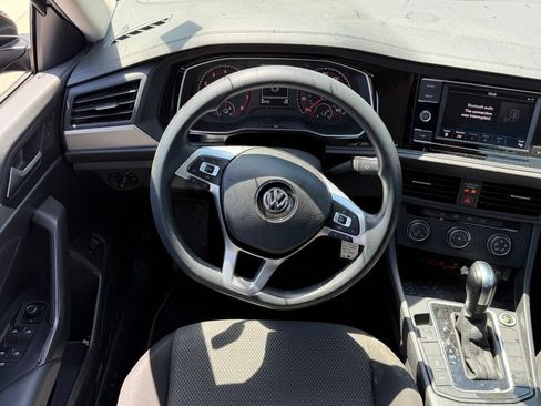 Used 2019 Volkswagen Jetta S FWD image 9