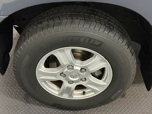 Used 2010 Toyota Tundra 2WD Double Cab image 19