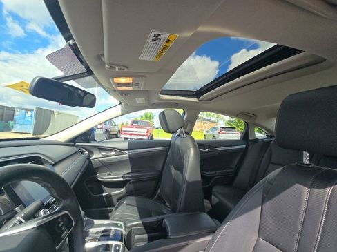 Used 2018 Honda Civic EX-L image 13