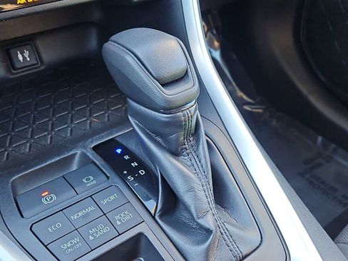 Used 2019 Toyota RAV4 XLE image 20