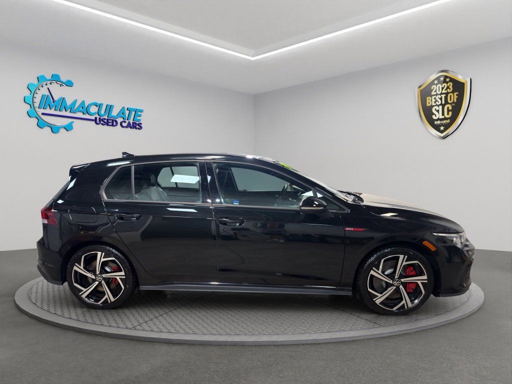 Used 2024 Volkswagen GTI SE FWD image 6