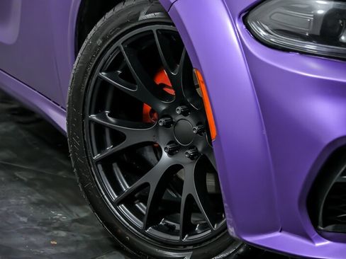 Used 2019 Dodge Charger R/T image 3