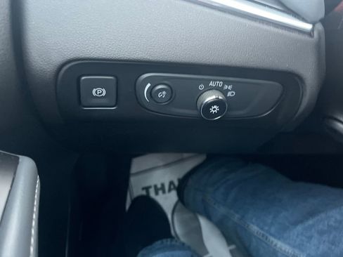 Used 2021 Buick Enclave Premium w/ Surround and Sites Package image 12