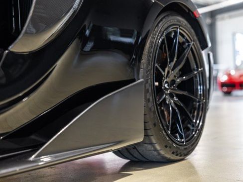 Used 2020 McLaren 600LT Spider RWD image 18