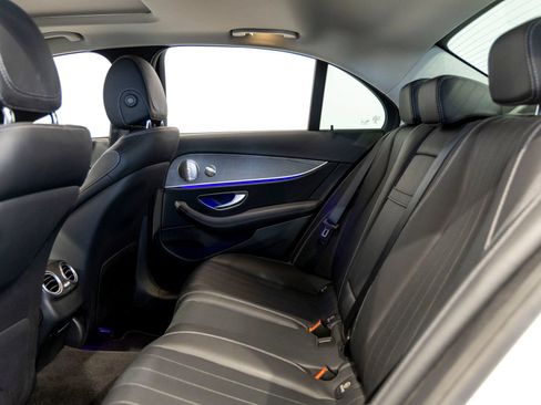 Used 2022 Mercedes-Benz E 350 Sedan image 21