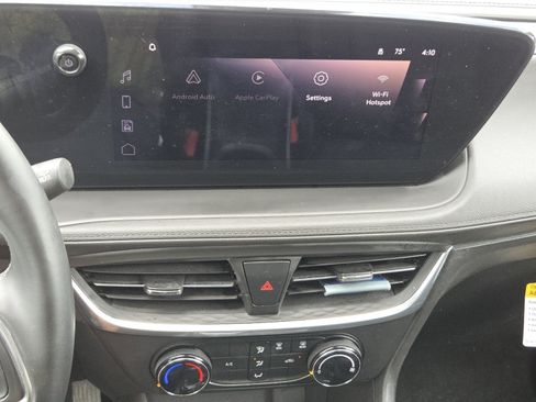 Used 2024 Buick Encore GX Preferred FWD image 31