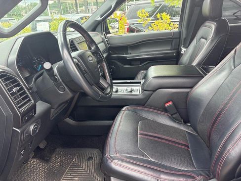 Used 2019 Ford Expedition Limited w/ Equipment Group 303A AWD/4WD image 5