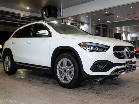 Certified 2023 Mercedes-Benz GLA 250 4MATIC image 1