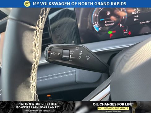 New 2026 Volkswagen Tiguan SE image 19