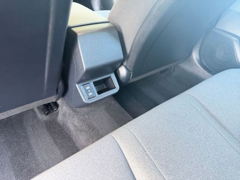 Used 2025 Kia K4 LXS image 23