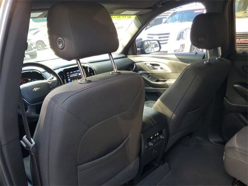 Certified 2023 Chevrolet Traverse LT image 13