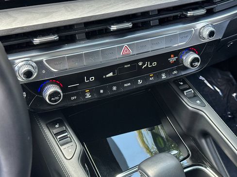 Used 2023 Kia Telluride SX Prestige X-Pro AWD/4WD image 22
