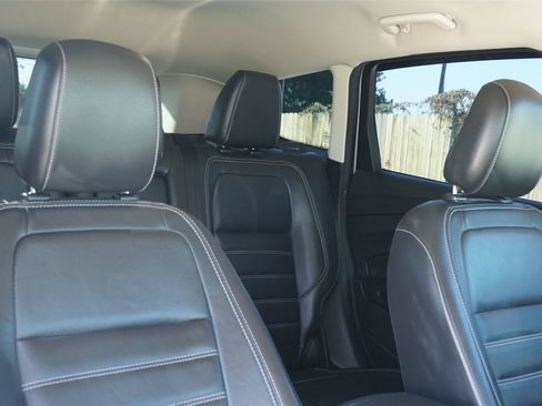 Certified 2019 Ford Escape Titanium FWD image 29