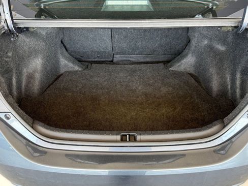 Used 2019 Toyota Corolla SE image 30